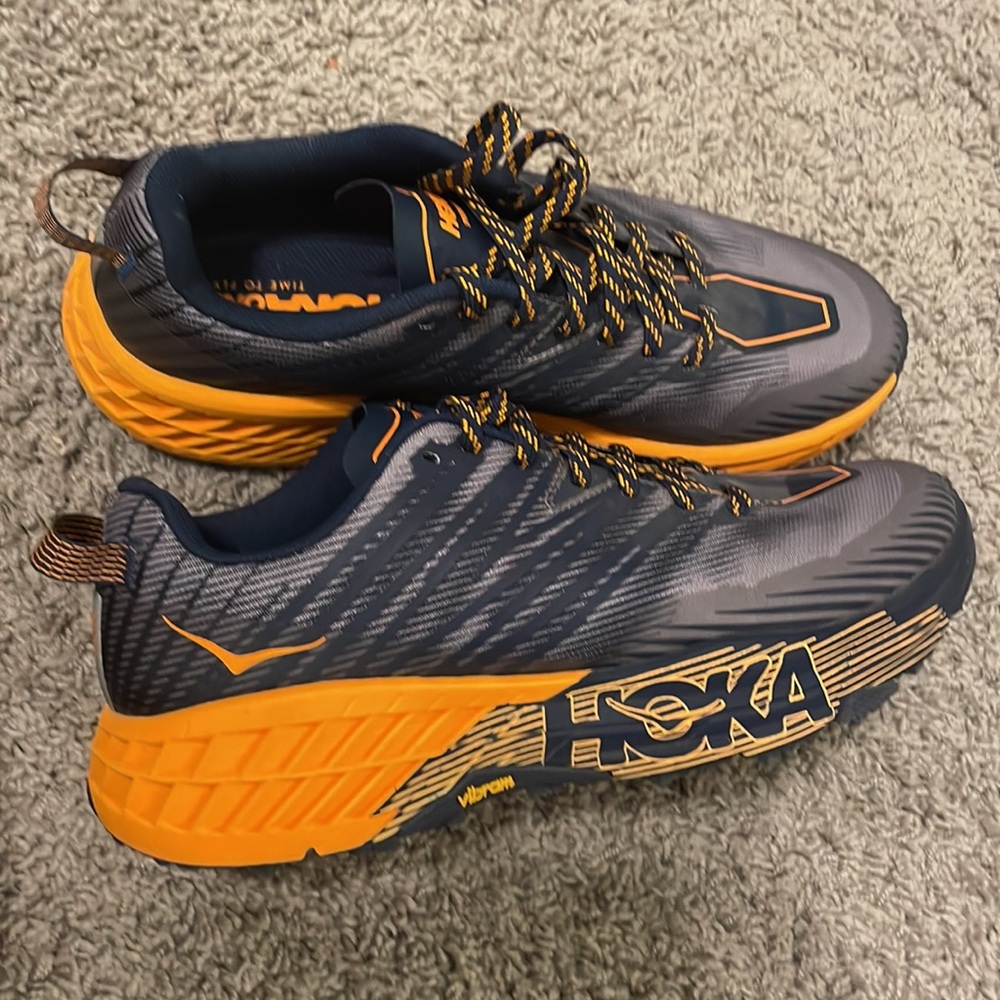 Mens HOKA Speedgoat 4 shoes